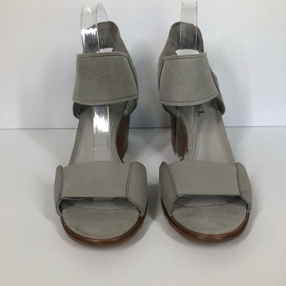 Sorel Nadia Dove Grey Sandals Nubuck Leather Ankle Strap Block Heel Lug Sole 9 - Picture 2 of 9